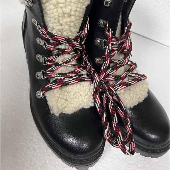 Universal Thread Boots - Picture 6 of 10